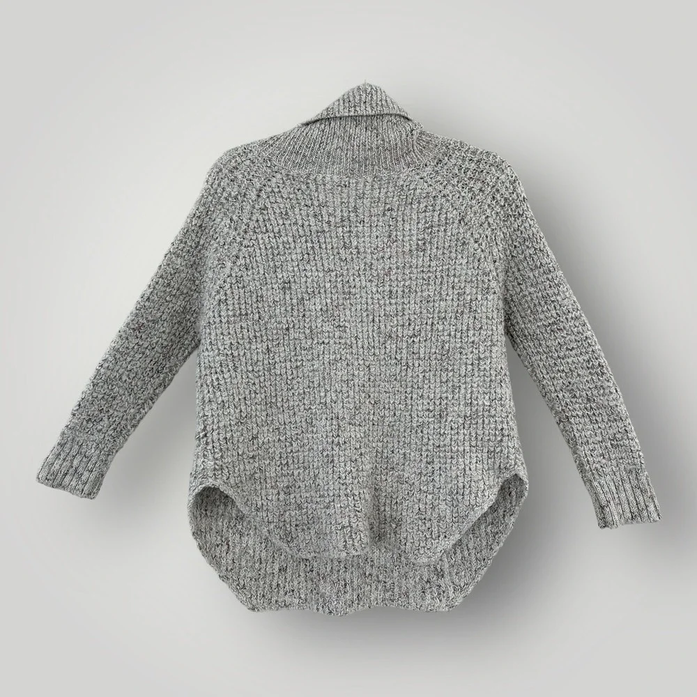 Free People Turtleneck Womans Small‎ Oversize Oatmeal Sweater Long Sleeves